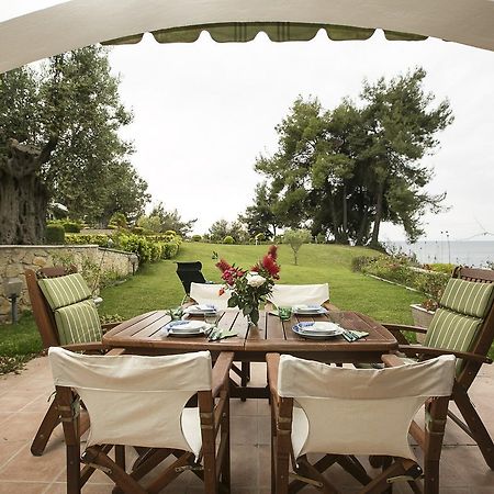 Blue Crab, Beachfront House In Kalandra #Feelslikehome CChanioti Exteriér fotografie