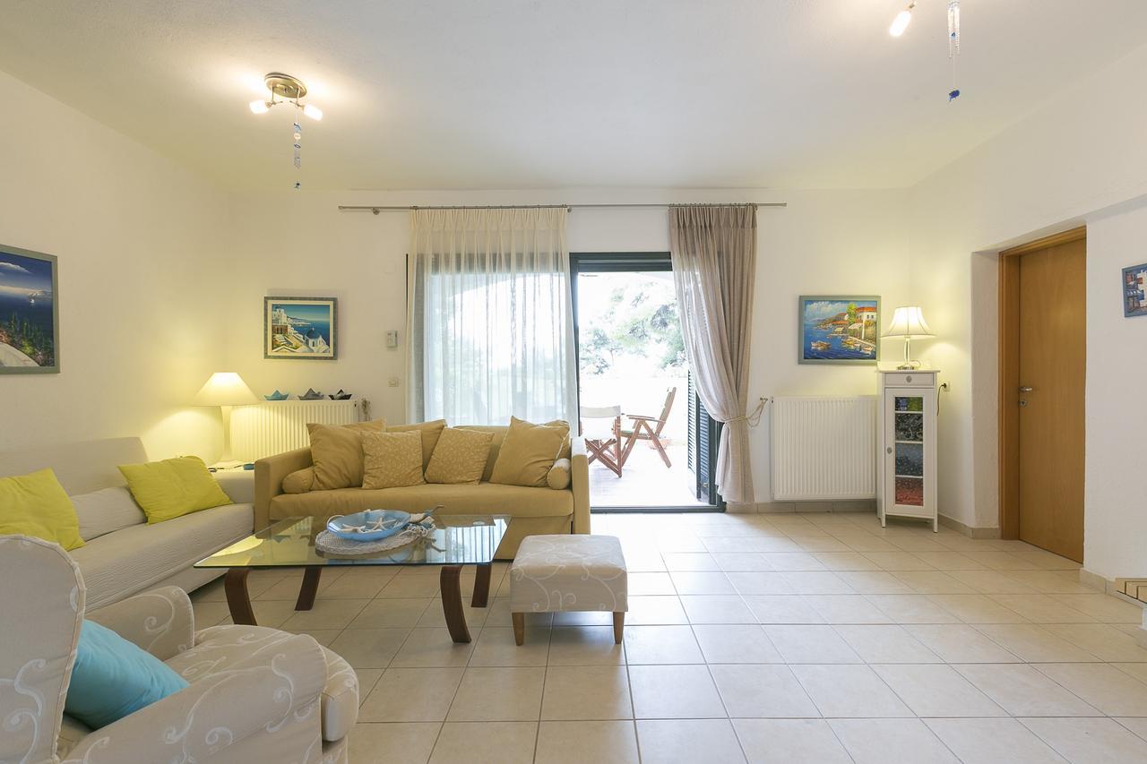 Blue Crab, Beachfront House In Kalandra #Feelslikehome CChanioti Exteriér fotografie