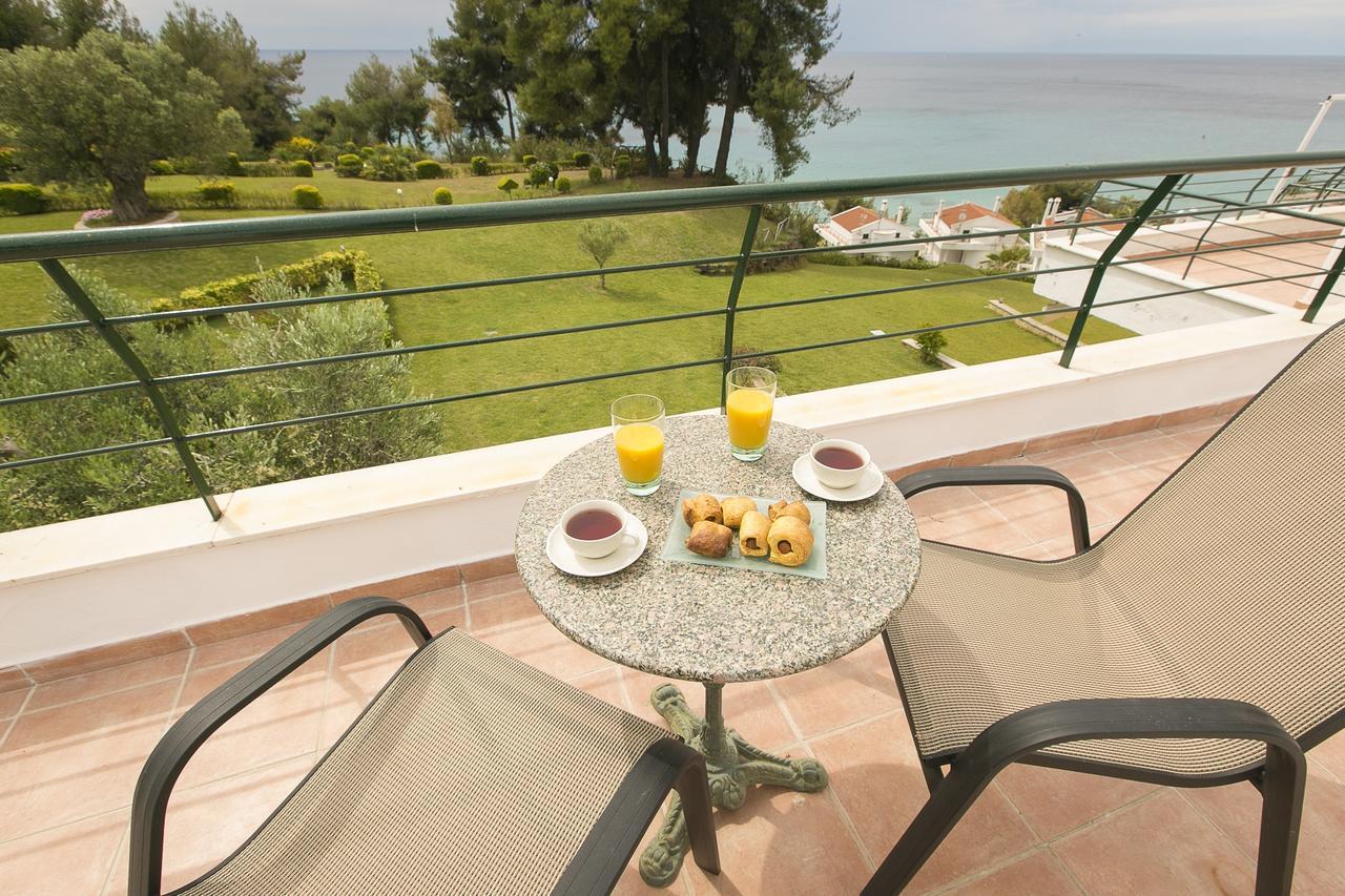 Blue Crab, Beachfront House In Kalandra #Feelslikehome CChanioti Exteriér fotografie